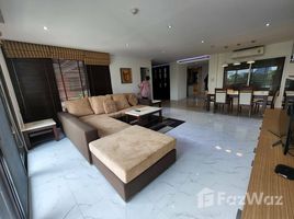 2 Habitación Departamento en alquiler en Baan Ananda, Khlong Tan Nuea