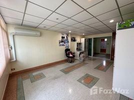  Shophouse for sale in Bangkok, Din Daeng, Din Daeng, Bangkok