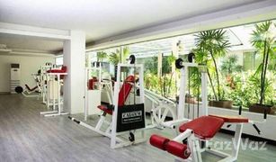 2 Bedrooms Hotel for sale in Phra Khanong, Bangkok 