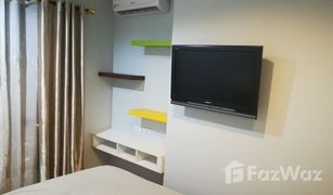 1 Schlafzimmer Wohnung zu verkaufen in Sena Nikhom, Bangkok iCondo Kaset-Nawamin