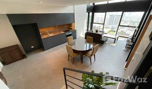 2 Bedrooms Condo for sale in Si Lom, Bangkok The Lofts Silom