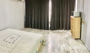 ขายคอนโด 1 ห้องนอน ใน จอมพล, กรุงเทพมหานคร แฟมิลี่ รัชดา คอนโด