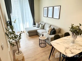 2 спален Кондо в аренду в Noble Around Sukhumvit 33, Khlong Tan Nuea