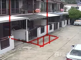 3 Bedroom Townhouse for sale at The Front Watcharaphon, Tha Raeng, Bang Khen, Bangkok