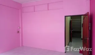 N/A Whole Building for sale in Talat Phlu, Bangkok 