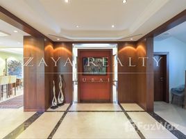 5 Bedroom Villa for sale at Family Villa, Glitz