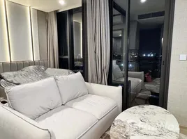 อพาร์ทเม้นท์ สตูดิโอ ให้เช่า ในโครงการ ดิ เอ็กซ์โทร พญาไท - รางน้ำ, ถนนพญาไท