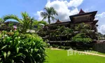 Communal Garden Area at The Residence Kalim Bay