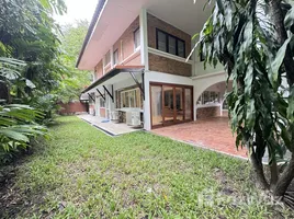 5 Habitación Casa en alquiler en Tailandia, Bang Kapi, Huai Khwang, Bangkok, Tailandia