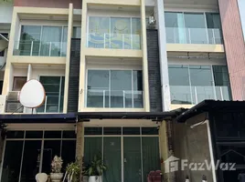 3 Bedroom Townhouse for sale in Chiang Mai, Suthep, Mueang Chiang Mai, Chiang Mai