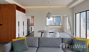 1 Bedroom Condo for sale in Si Lom, Bangkok Diamond Tower