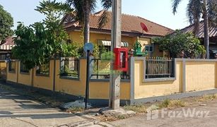 3 Schlafzimmern Haus zu verkaufen in Lahan, Nonthaburi Suetrong Cozy Townhome