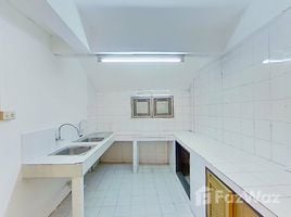 4 спален Дом for sale in Chang Khlan, Mueang Chiang Mai, Chang Khlan