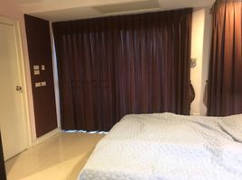 2 Bedrooms Condo for rent in Khlong Toei, Bangkok Saranjai Mansion