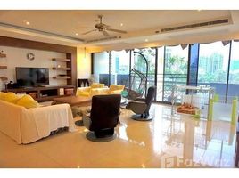 3 Bedroom Condo for sale at Phatsana Garden, Phra Khanong Nuea
