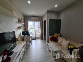 1 спален Кондо на продажу в Ivy Sathorn 10, Si Lom