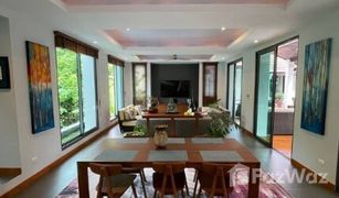 4 Bedrooms House for sale in Maenam, Koh Samui 