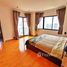 5 Bedroom Condo for sale at Saichol Mansion, Bang Lamphu Lang, Khlong San