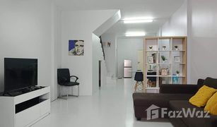 2 Bedrooms Townhouse for sale in Rim Kok, Chiang Rai 