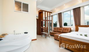 Гостиница, 19 спальни на продажу в Банг Ламунг, Паттая 