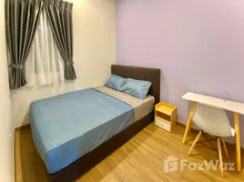 Studio Emper (Penthouse) for rent at Jalan Klang Lama (Old Klang Road), Petaling