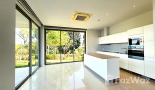 2 Bedrooms Condo for sale in Bang Sare, Pattaya Heights Condo By Sunplay