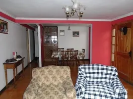 6 chambre Maison à vendre à Estacion Central., Santiago, Santiago, Santiago