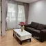 1 Habitación Departamento en alquiler en Collezio Sathorn-Pipat, Si Lom