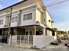 ทาวน์เฮ้าส์ 3 ห้องนอน ให้เช่า ในโครงการ การ์เด้นท์เพลส วิลเลจ, เทพกระษัตรี