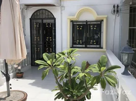 4 Bedroom Villa for sale in Khao Takiab Beach, Nong Kae, Nong Kae