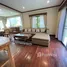 3 спален Дом в аренду в Cherie Villa Sathorn, Thung Wat Don