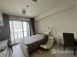 Studio Apartment for rent at The Lofts Ekkamai, Phra Khanong