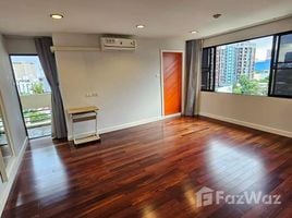 2 спален Квартира в аренду в Beverly Hills Mansion, Phra Khanong Nuea