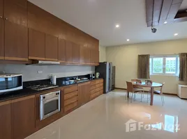 2 Bedroom Apartment for sale at The Whitehouse Condotel, Nong Prue, Pattaya, Chon Buri
