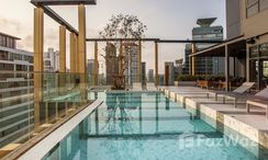 Fotos 2 of the สระว่ายน้ำ at Staybridge Suites Bangkok Thonglor