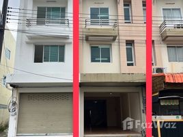 3 Schlafzimmer Reihenhaus zu verkaufen in Mueang Ranong, Ranong, Khao Niwet, Mueang Ranong, Ranong