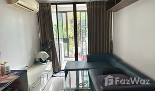 2 Schlafzimmern Wohnung zu verkaufen in Khlong Ton Sai, Bangkok Ideo Blucove Sathorn