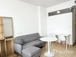 Studio Condo for rent at Supalai River Place, Bang Lamphu Lang, Khlong San