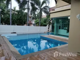2 Habitación Villa en alquiler en Natcha Pool Villa, Nong Prue