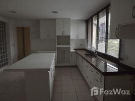 4 Quarto Casa for rent at Curitiba, Matriz, Curitiba, Paraná
