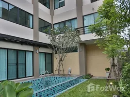 3 спален Дом в аренду в Willow 49, Khlong Tan Nuea