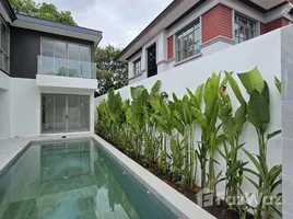 ขายวิลล่า 4 ห้องนอน ในโครงการ แลนด์ แอนด์ เฮ้าส์ พาร์ค, ฉลอง