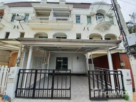 3 chambre Maison de ville à vendre à The Metro Sathorn-Kalpaphruek., Bang Wa, Phasi Charoen, Bangkok, Thaïlande