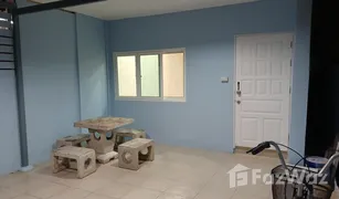 2 Bedrooms Townhouse for sale in Saphan Sung, Bangkok Thitiporn 2