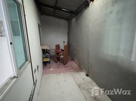 4 спален Таунхаус на продажу в I Leaf Town Lumlukka Klong 3, Lat Sawai