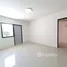 2 Habitación Adosado en venta en Chon Buri, Huai Kapi, Mueang Chon Buri, Chon Buri