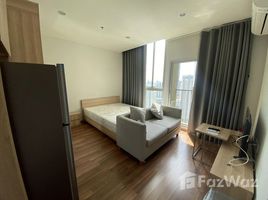 Studio Condo for sale at Noble Revolve Ratchada 2, Huai Khwang