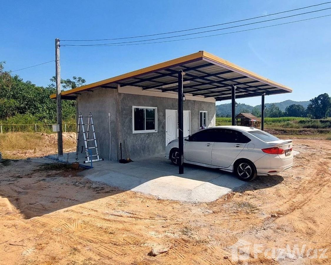 3 спален Дом для продажи в Ban Mai Khlong Khian, Uthai Thani за 5,040,000 ₽  | U1865554