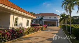 Viviendas disponibles en Palm Hills Golf Club and Residence