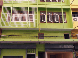 2 Schlafzimmer Reihenhaus zu vermieten in Bangkok, Khlong Kum, Bueng Kum, Bangkok